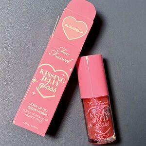 Too Faced Kissing Jelly Gloss Juicy Lip Oil/Gloss Hybrid-Bubblegum-4.5ml New